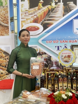 NƯỚC MẮM TÂM LOAN 100% CÁ CƠM